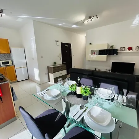 Tjs 3 * Gzira