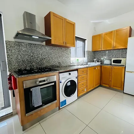 Tjs 3 Gzira